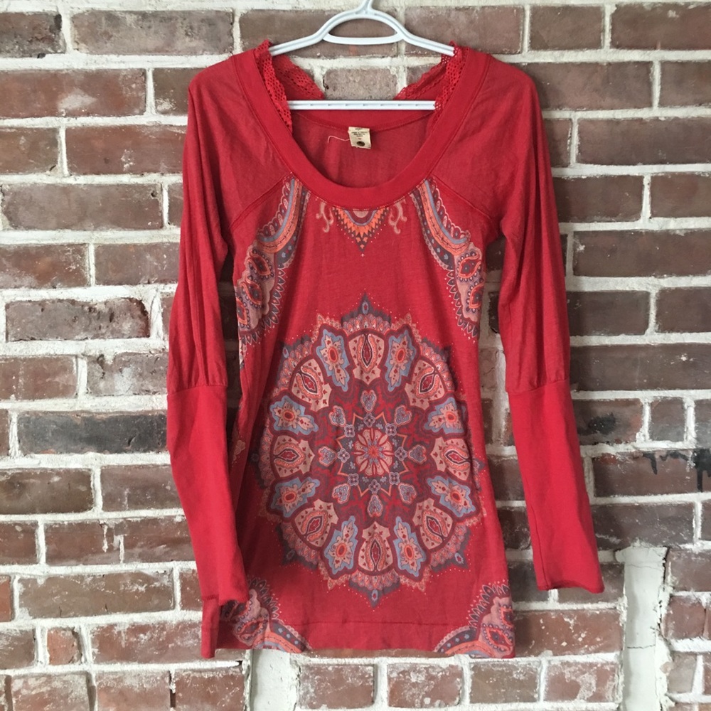 Free People red mandala top